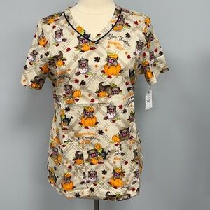 NWT Thanksgiving Scrub Top M  Pugs Pumpkin Spice Scrubs Cherokee Dogs Autumn